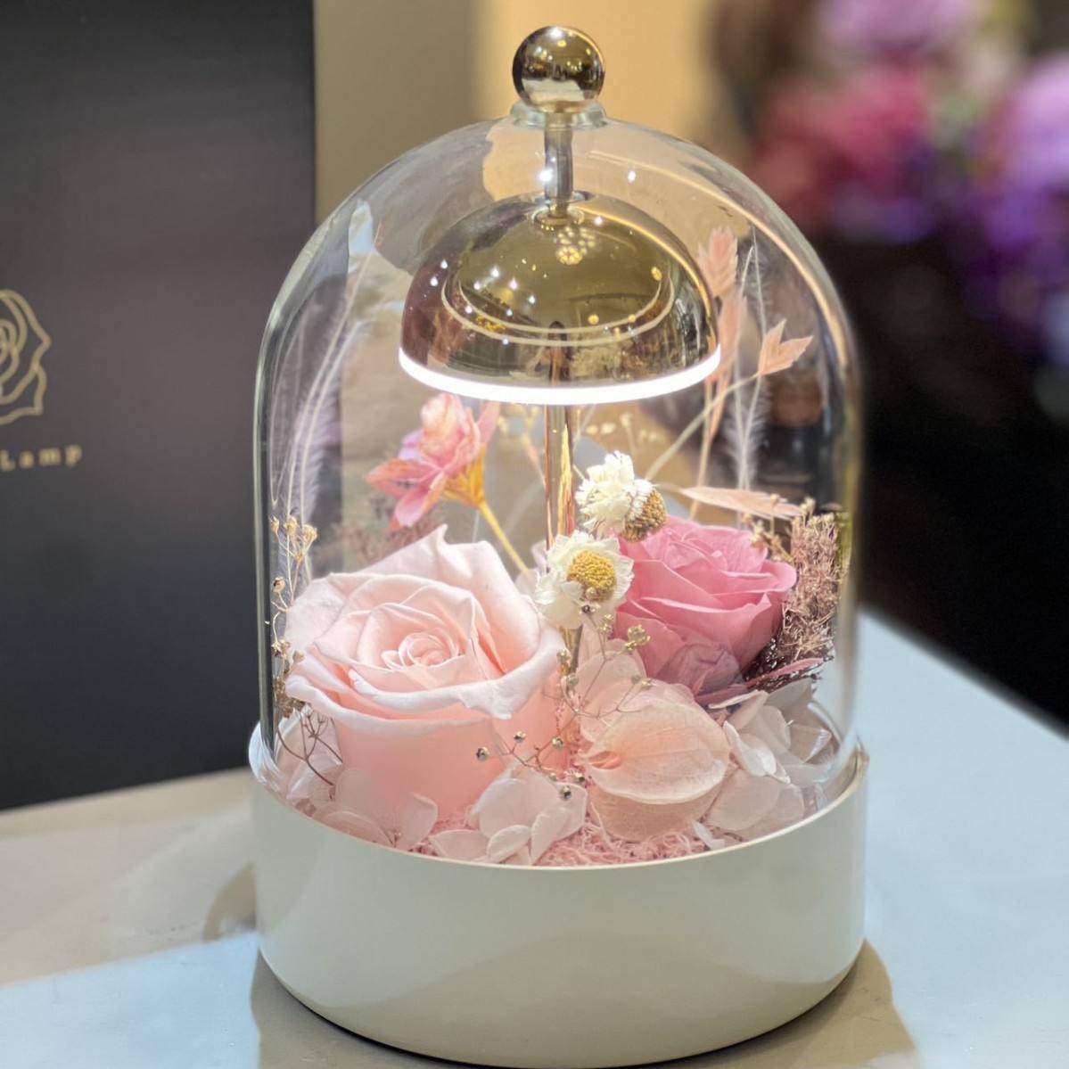 Yunnan al por mayor campana de viento eterna flor de vidrio lámpara de escritorio caja de regalo adornos lámparas de noche dormitorio regalo cálido