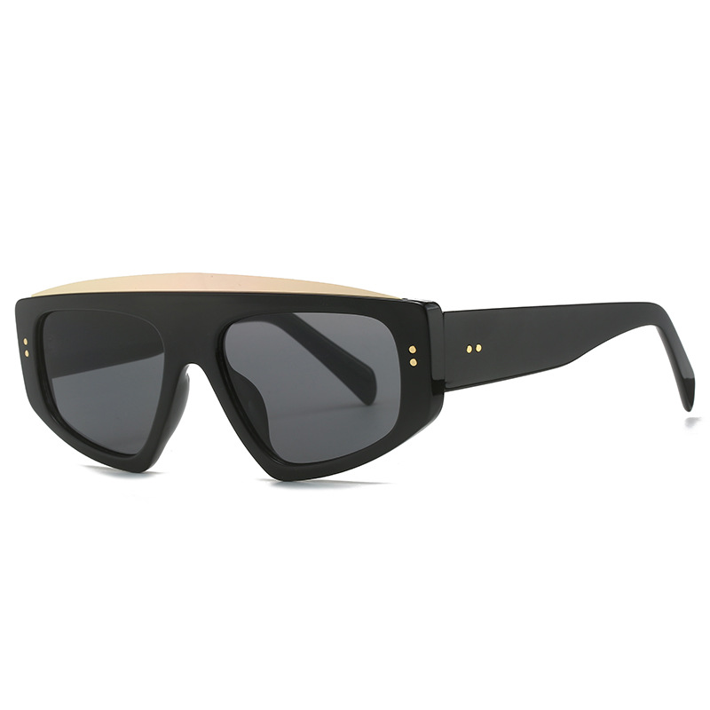 New Personalized Triangle Frame Sunglasses Fashion Rice Nail Men's and Women's Trend Sunglasses Versatile Sunshades 492_voghion.com