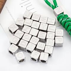 研磨サイズ12mmステンレス腐食アルファベット角型スルービーズdiyビーズネックレスブレスレット愛ビーズ