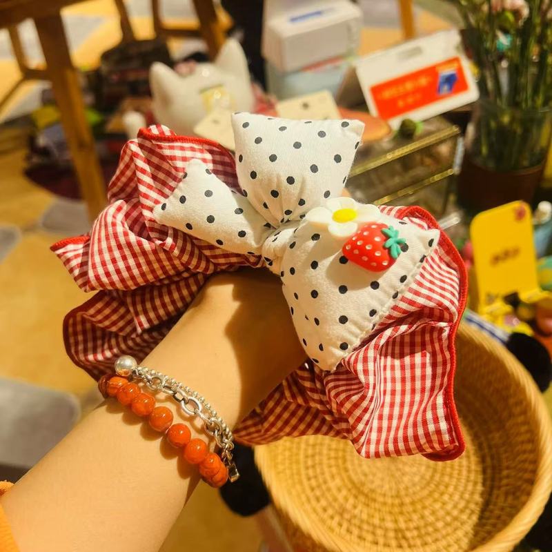 韓国の超甘くてかわいい綿入り水玉模様の女性用ヘアゴム、軽くて豪華なシンプルなリボン、イチゴの赤いチェック柄の頭飾り|undefined