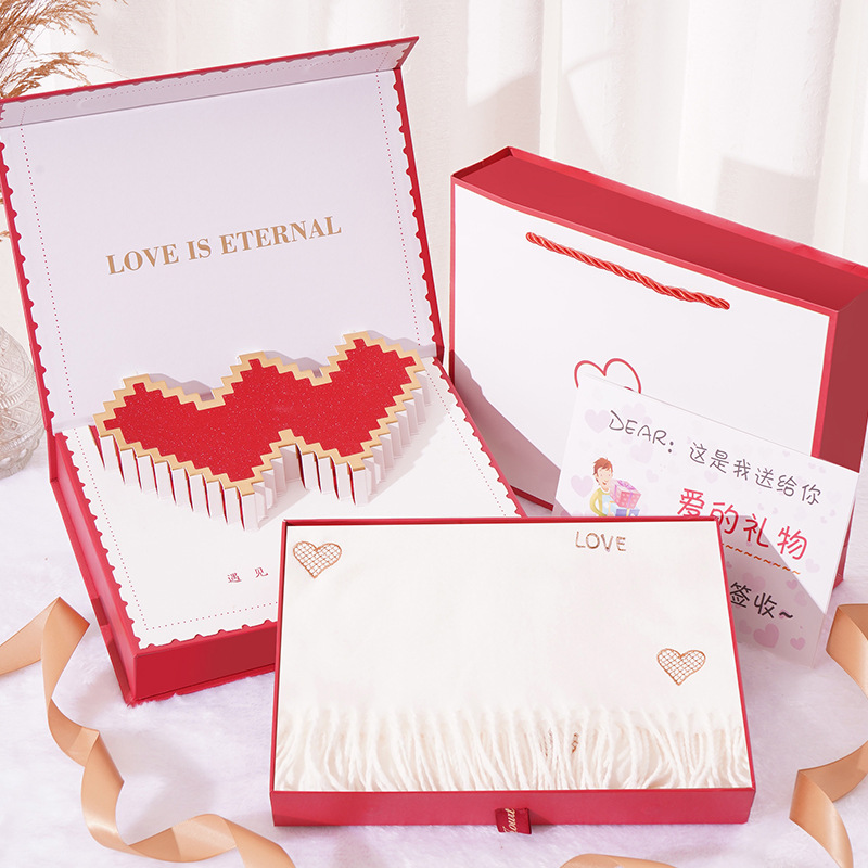 Heartwarming gift box + white love scarf