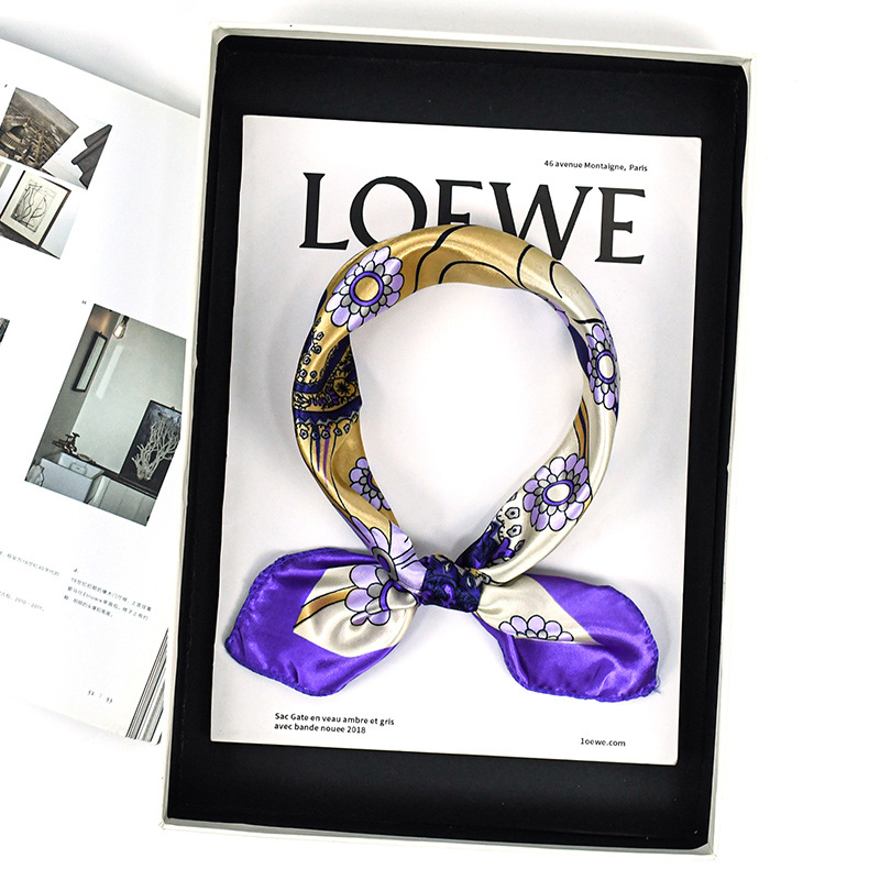 Alta sensación de primavera impresa pañuelo 50 color cuello de cor corta pañuelo cuadrado de color flor francesa retró pañuelo de seda damas