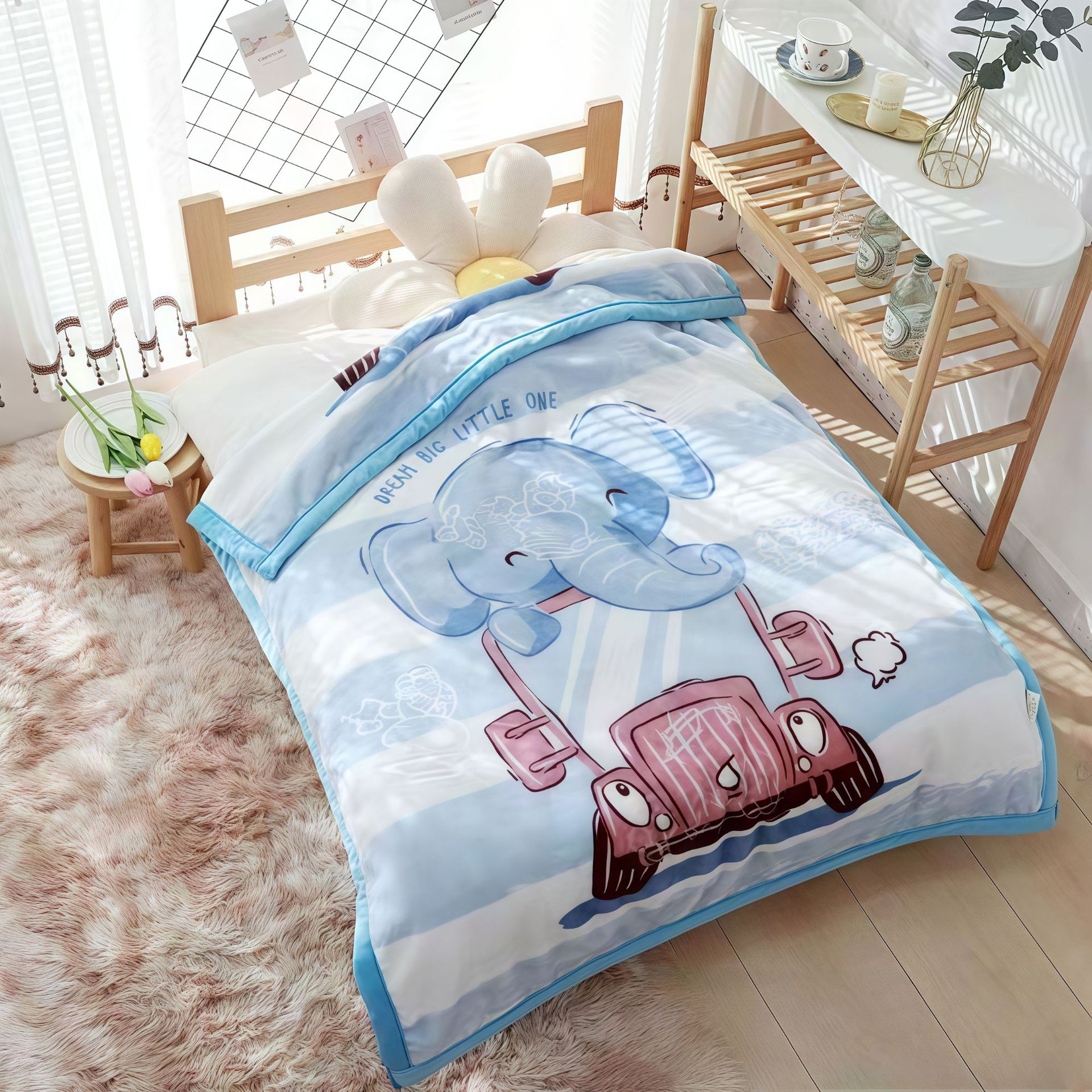 Car elephant-blue (110*130) about 0.8kg