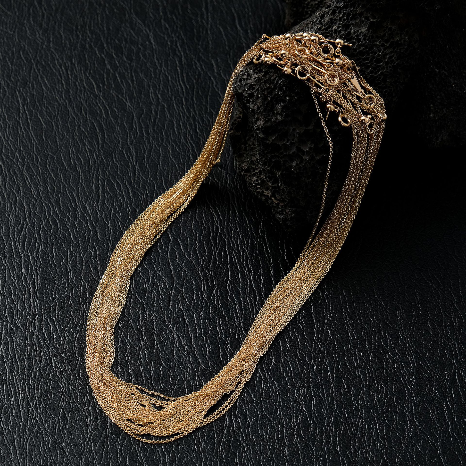 240g Weight Chain Jewelry Making Type Chain Necklace Classification cable chain, box chain Chain Type 1 Piece Quantity Copper Material Geometric Pattern All Seasons Season Plating Design Simple Style Style 1 Piece Copper Cable Chain Box Chain Chain Necklace Chain Simple Style Geometric 4