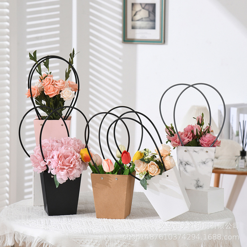 创意鲜花包装袋梯形防水手提袋梯形伴手礼袋鲜花袋牛皮纸礼盒批发