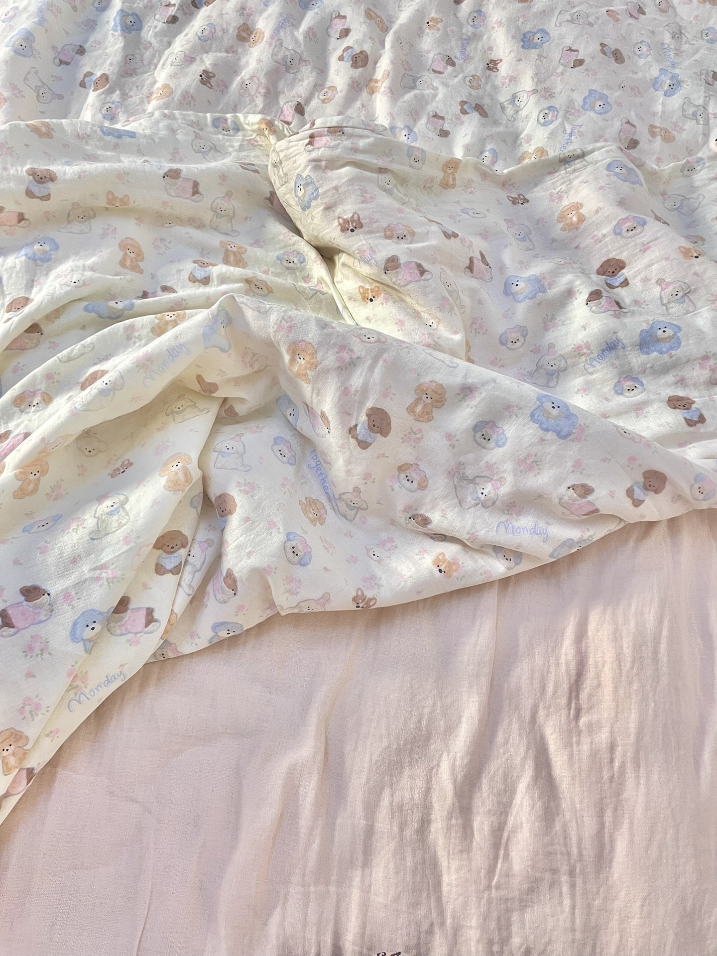 花型_软萌萌;尺寸规格_1.5m床笠款四件套（被套200_2