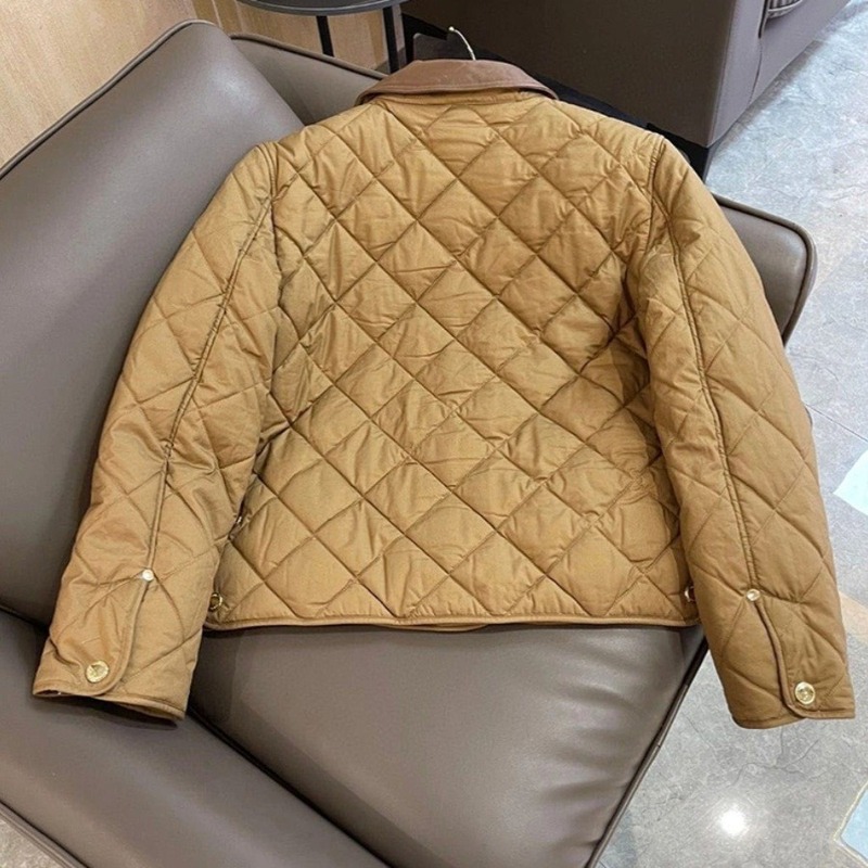 前売りのカーキ色の綿服は今年流行しています。|undefined