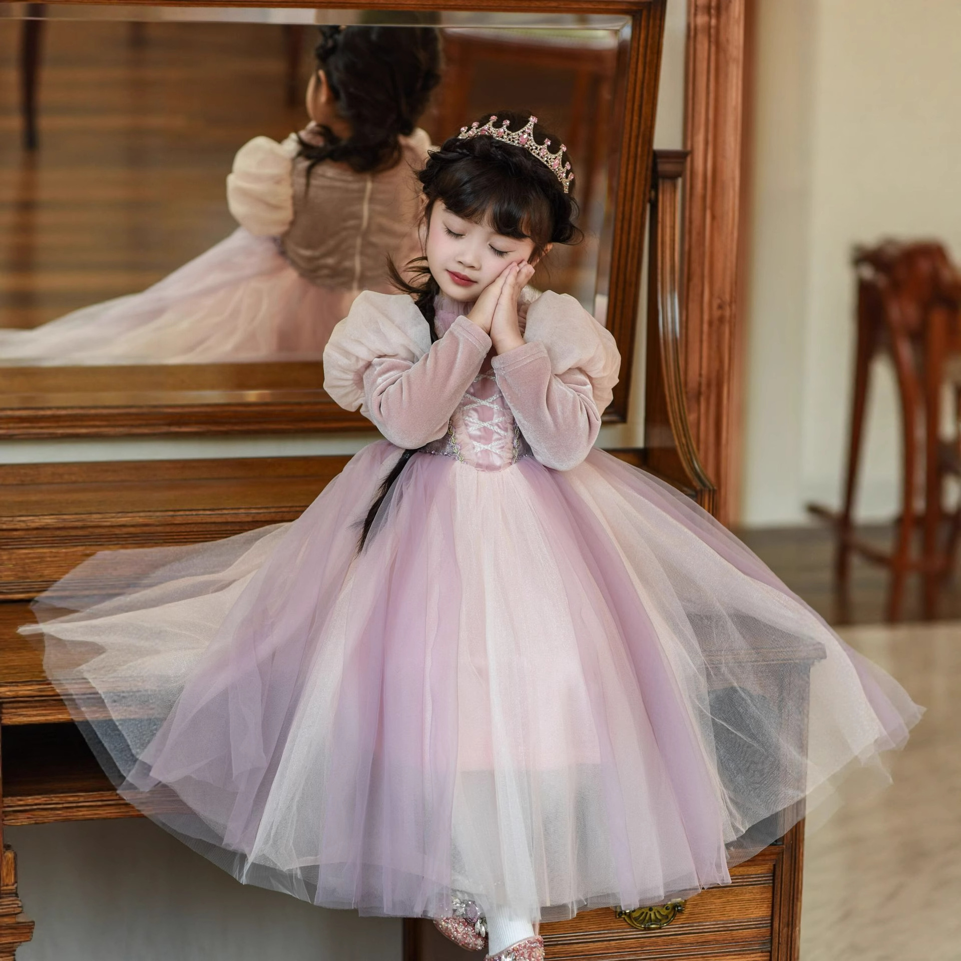 Le Pei Birthday Bubble Princess Dress Girl's Spring Summer and Autumn Glow Girl's Veil Dress New Year Children's Dress Poncho