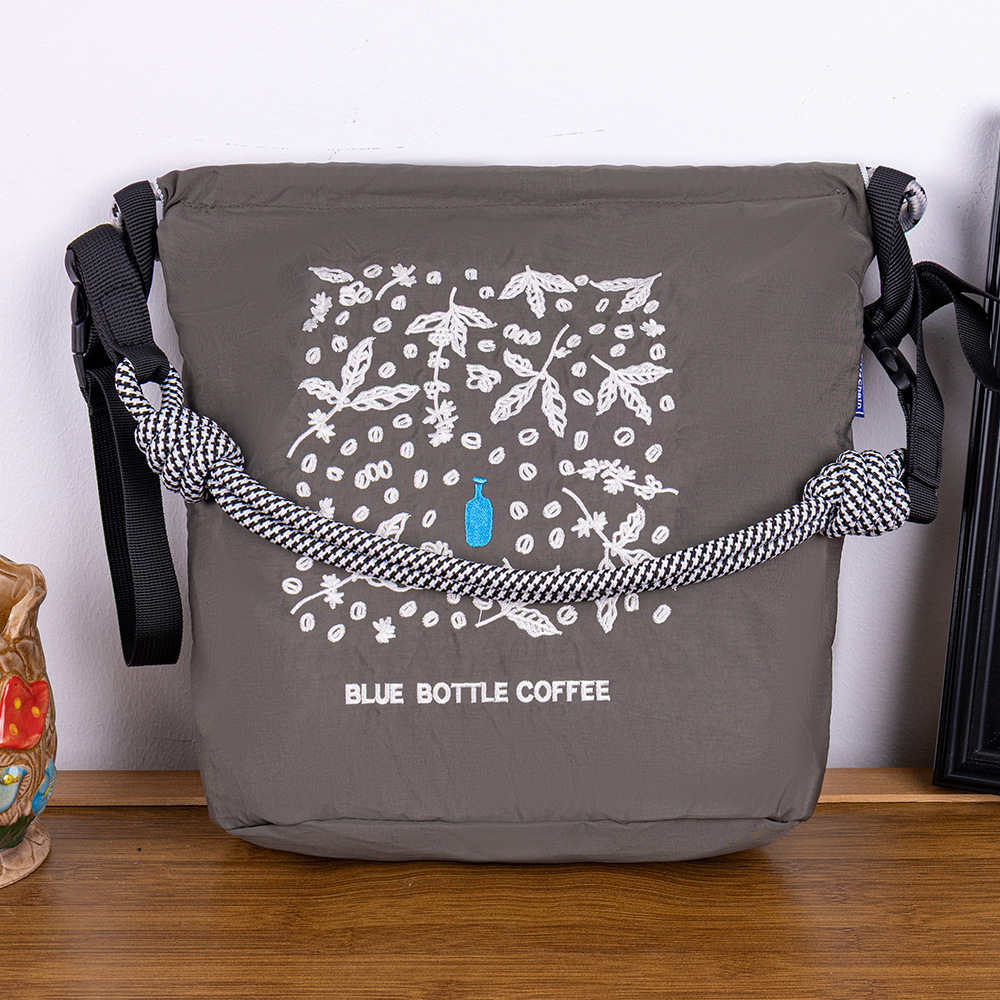 [ジッパーバケットバッグ]新しい調節可能なファッショナブルな刺繍ショッピングバッグ、多用途、軽量、ポータブルショルダークロスボディバッグ、トレンディ