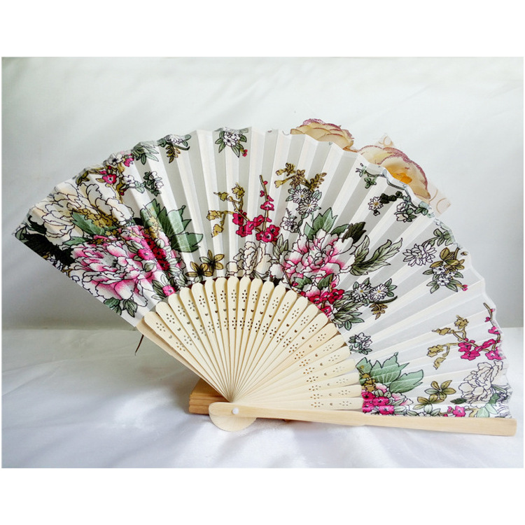 En stock ventilador de bambú de estilo chino 21CM al por mayor ventilador clásico estilo antiguo ventilador plegable de una sola cara ventilador de bambú de estilo japonés