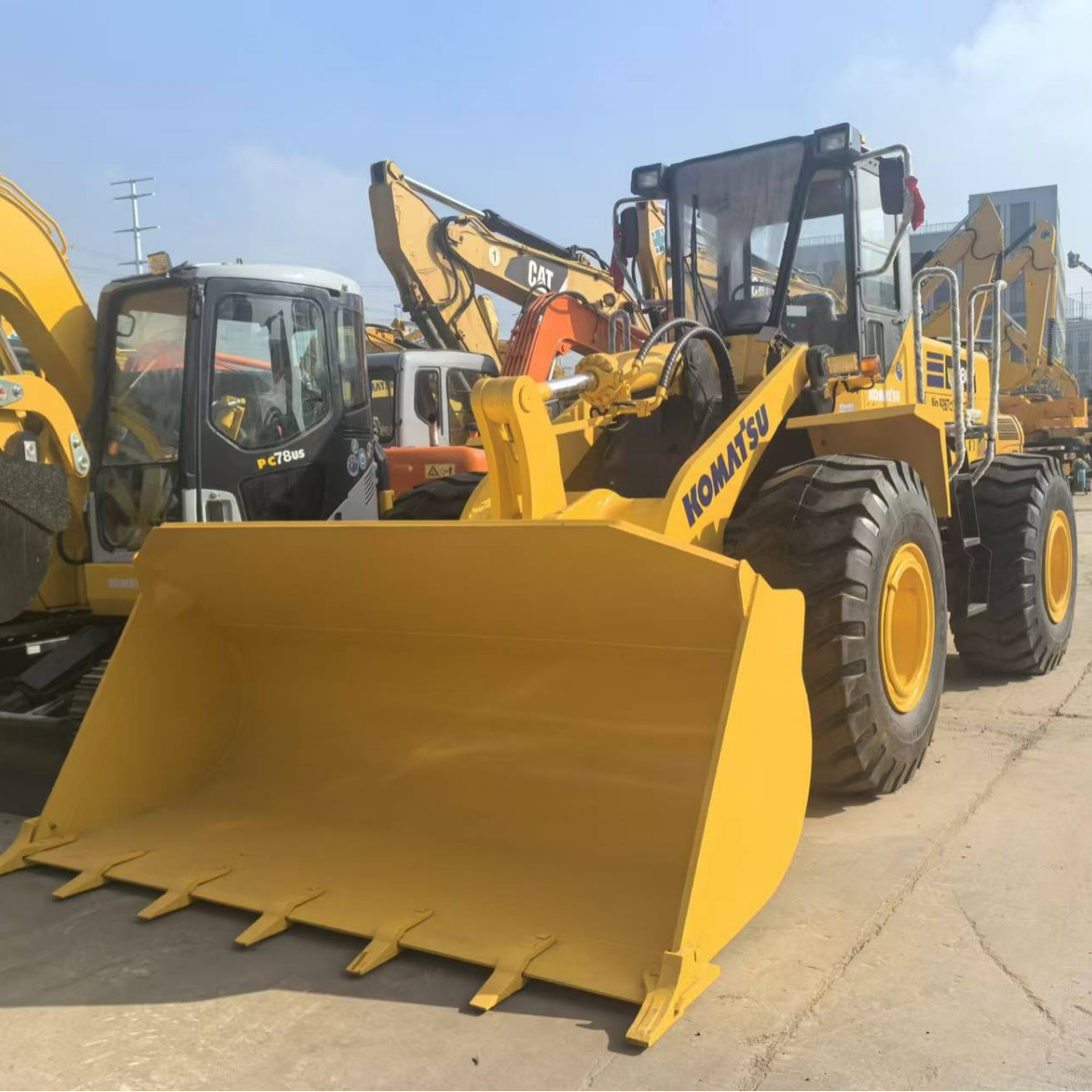 日本小松WA380-3 柴油装载机 16吨 轮胎式大铲土车高功率 装卸铲