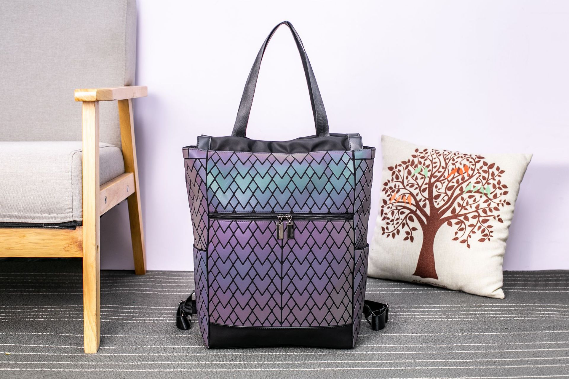 2024 Autumn and Winter New Fashionable Colorful Lingge Large Capacity Travel Mountaineering Luggage Backpack_voghion.com