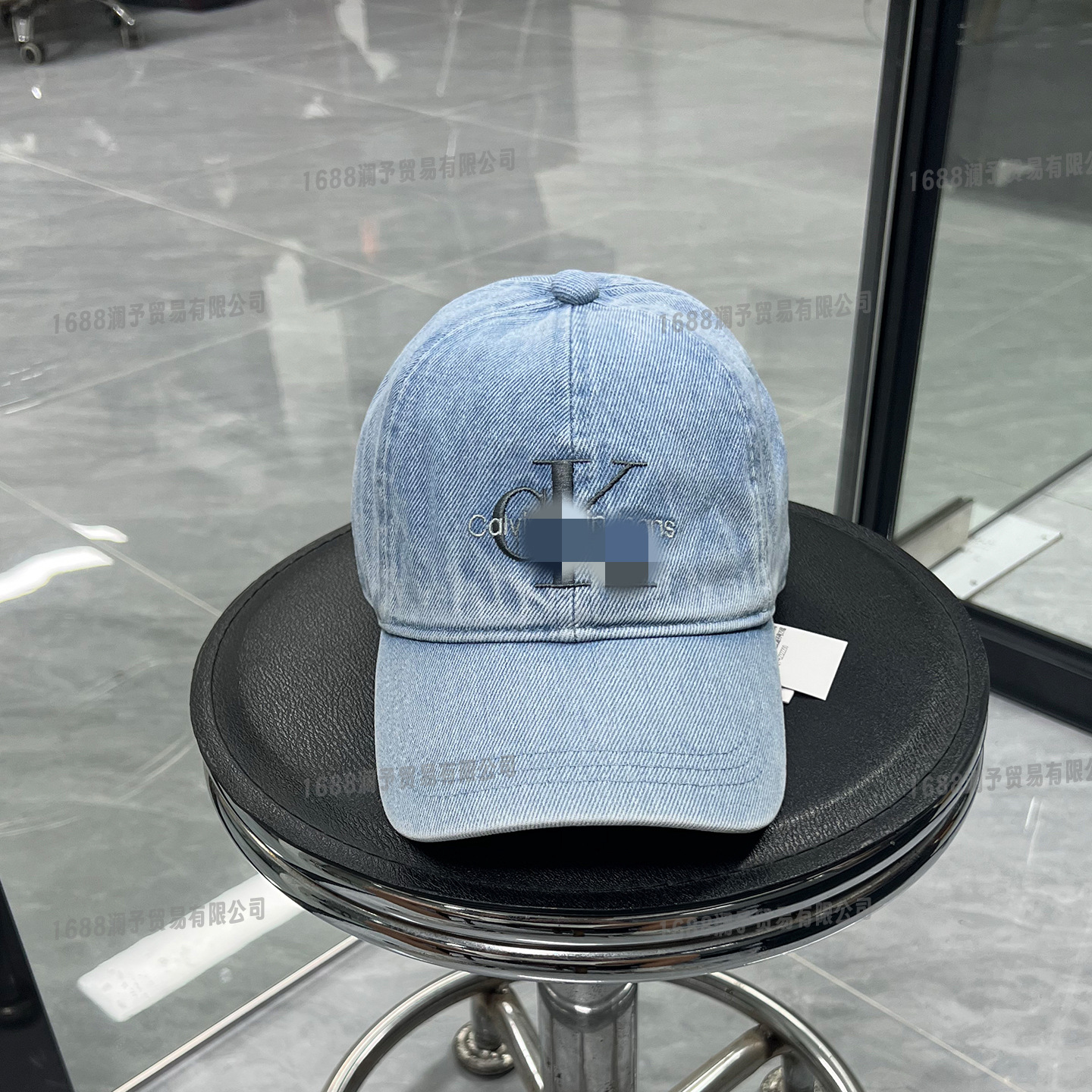 Double label denim light blue