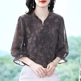 批发2026春夏新款七分袖真丝印花上衣乔其纱衬衫妈妈洋气小衫