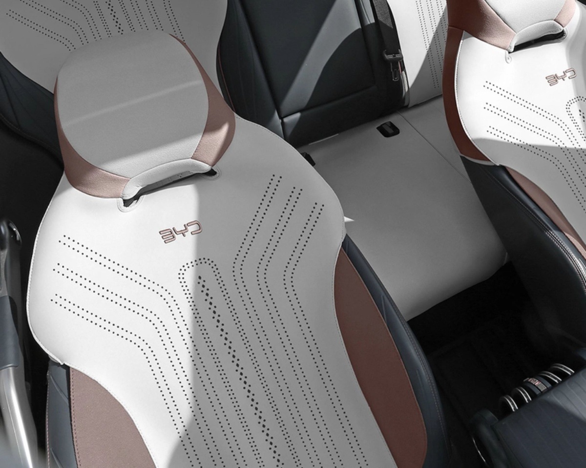 Suitable for Byd Yuan Plus Champion Edition Car Seat Cushion, Universal Car Seat Cover for All Seasons, Ventilated and Breathable Seat Cover