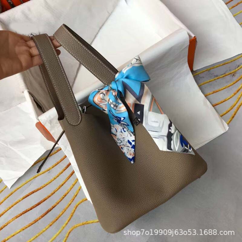 现货高品质H家荔枝纹女包TC牛皮picotin菜篮子2025新款手提水桶包|undefined