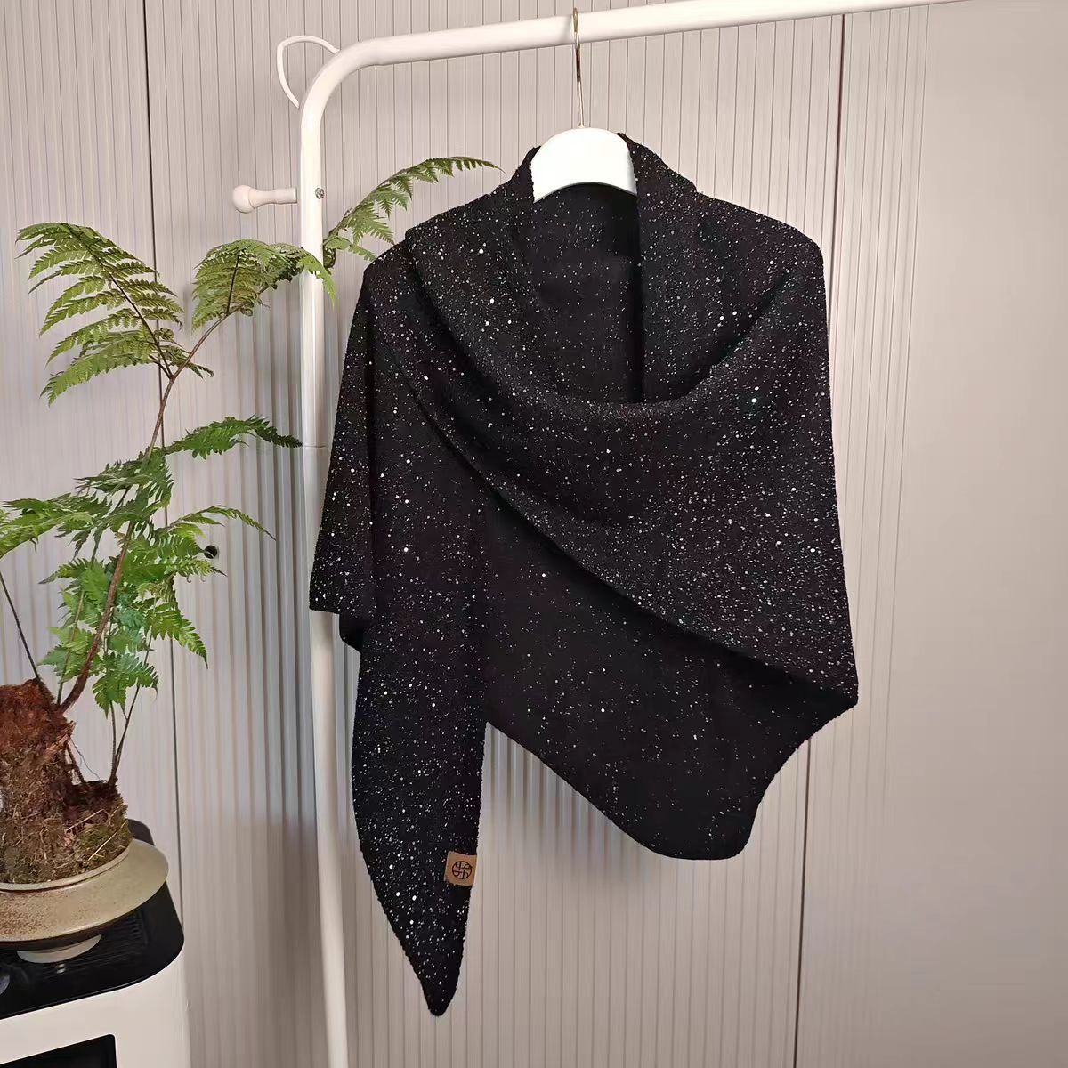 High-End Wool Large Shawl for Women, Versatile Korean Autumn and Winter Warm Sequined Triangle Scarf, Neck Protection Knitted Scarf
