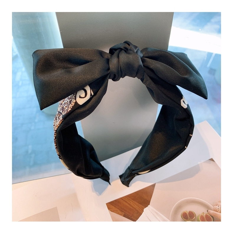 Korean New Retro Silk Letter Bow Headband display picture 14