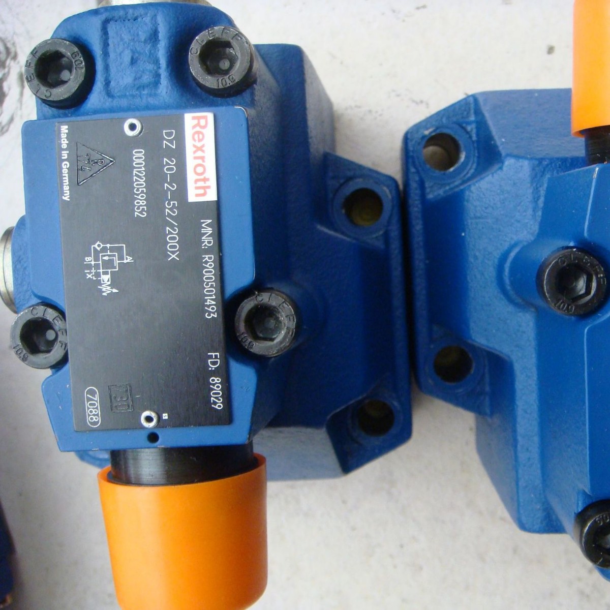 Rexroth德国力士乐DZ10-2-5X/200YM 原装进口 先导式顺序阀压力阀