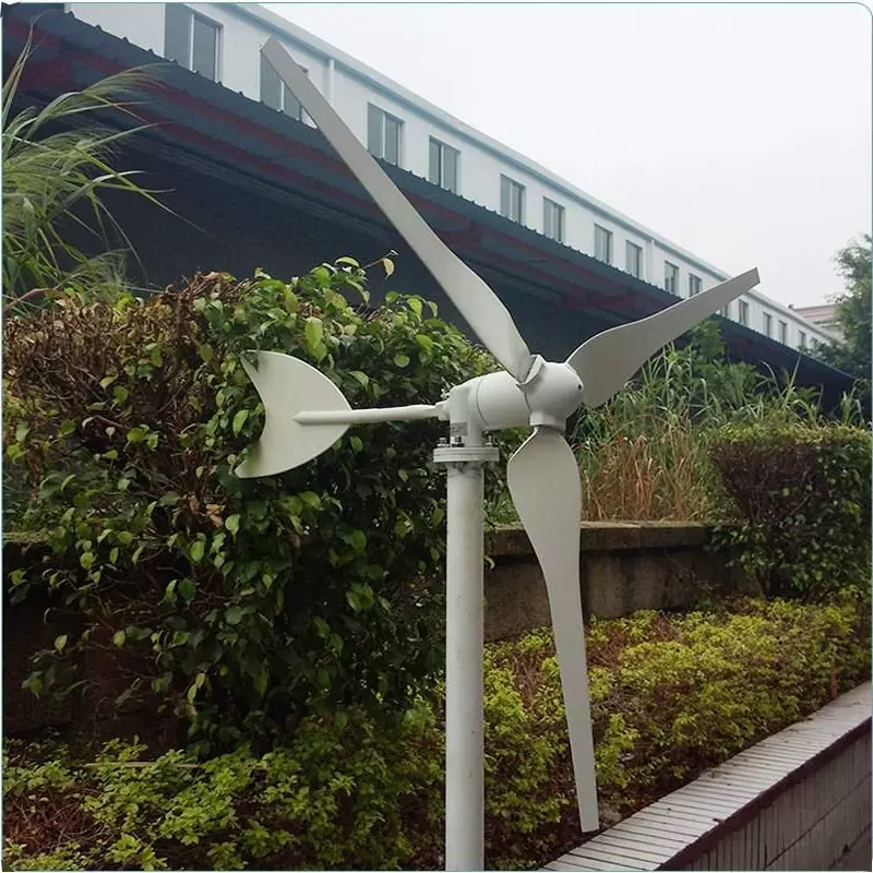 户外监控直流锂电小型风力发电机300W500W风光互补12V24V变220V