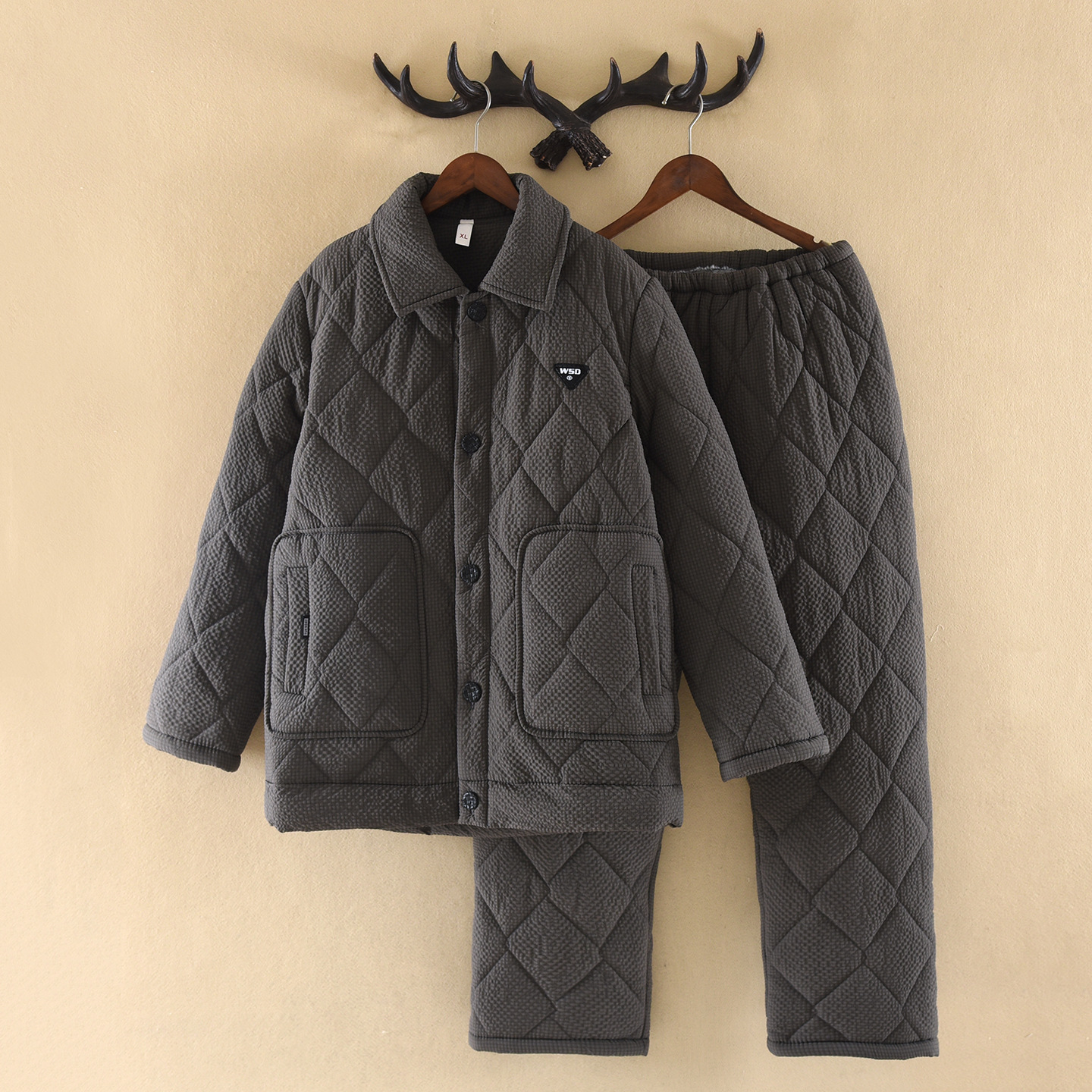 [Windproof and Waterproof] Woven Quilted Pajamas for Men in Winter, Three-Layer Thickeneded and Warm, Wind-Resistant and Cold-Resistant Home Clothes in Winter