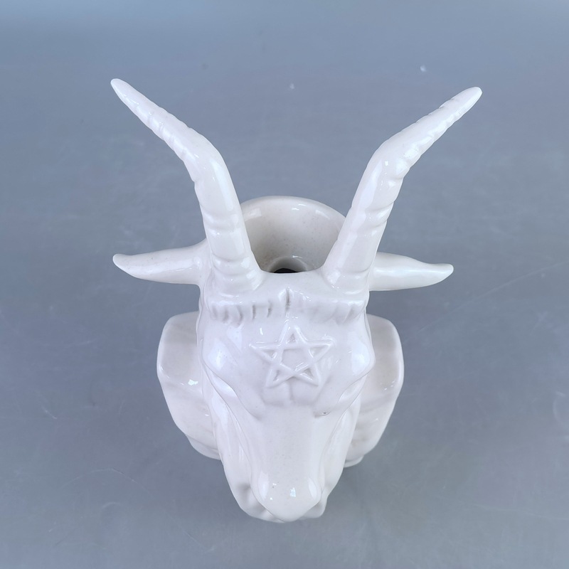 Decoración de cabeza de toro de cerámica de galvanoplastia de viento nórdico Porcelana blanca Doce constelaciones Decoración de sala de estar creativa Decoración de joyería de toro