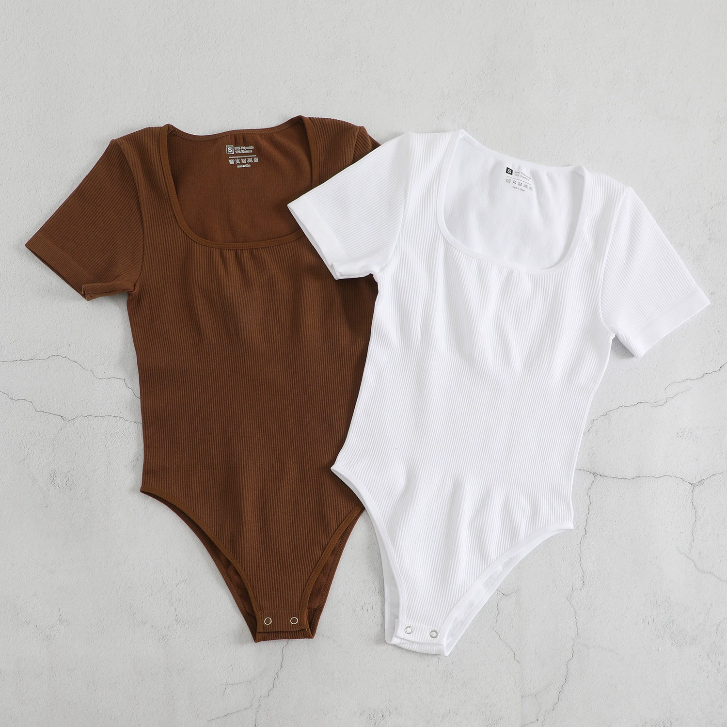 Йога с короткими рукавами с квадратным вырезом трусы комбинезон