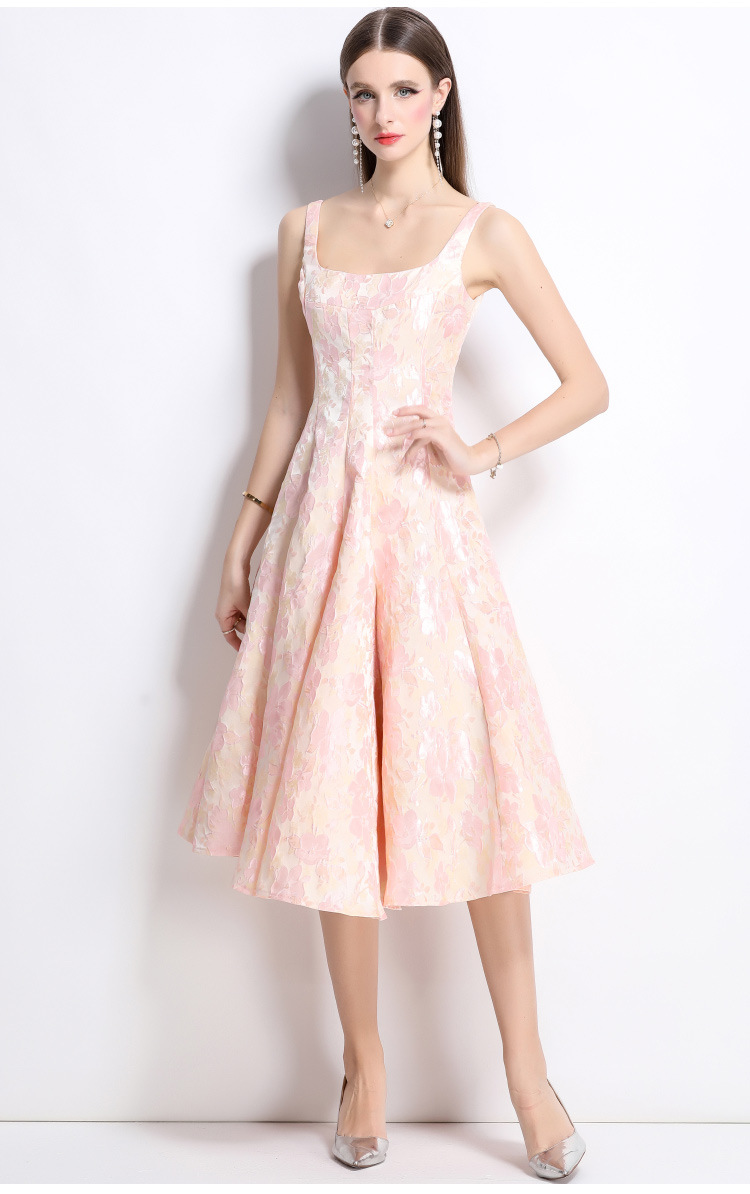 Váy liền không tay jacquard hồng dạ hội nhẹ kiểu Pháp hai dây cao cấp — Màu hoa chi tiết 6