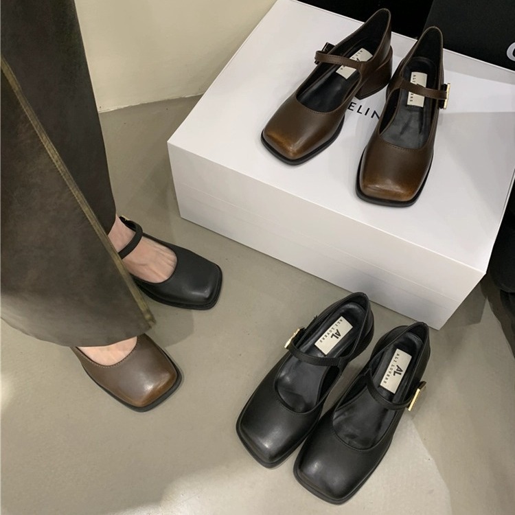 Little Fragrant Wind Mary Jane 2024 Yeni Sonbahar ve Kış Kalın Topuklu Ayakkabı, Renkli Kare Baş, Tek Düğme Askı, Tek_voghion.com