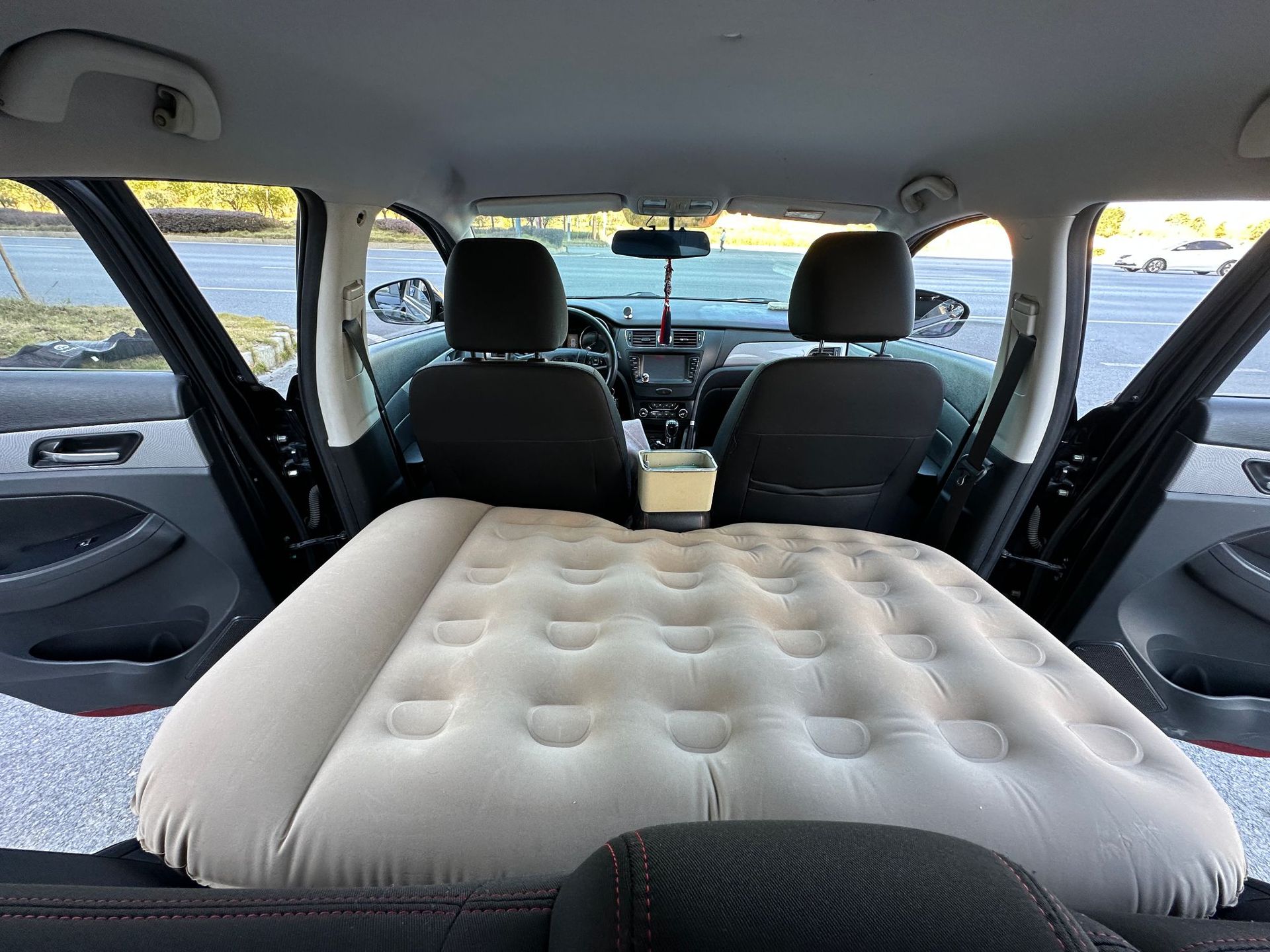 Inflatable Car Bed, Rear Seat, Flocking PV Outdoor Camping