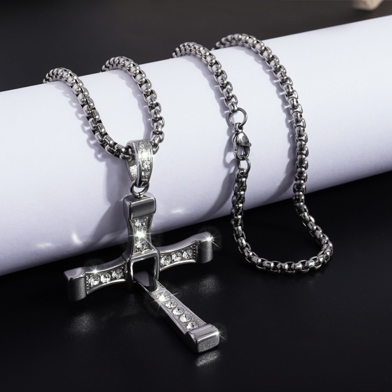 Cross-border nueva personalidad de la moda caliente hip hop de acero inoxidable de diamantes Cruz colgante collar de gama alta todo-fósforo de la joyería
