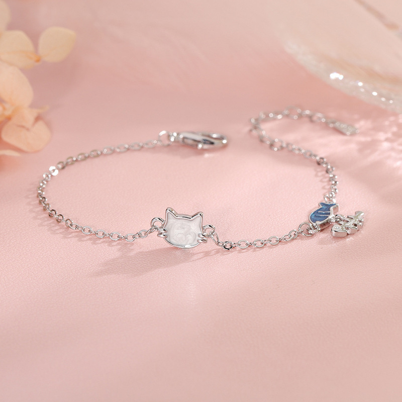 Blue Cat and Fish Bone Bracelet, Ins-Style, Super Fairy-Like, Sweet and Childlike, Soft and Cute, Resin Cat and Fish Bracelet for Women