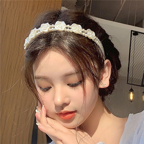 Sweet first love retro rose pearl headband niche Korean double-layer outing flower headband French women's headwear