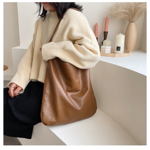 Women's Bag, Lion Ridge Soft Leather Large Capacity Casual Versatile Magnetic Clasp Comfortable Shoulder Bag