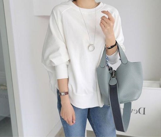 2025 New Autum Pure Color Hem Slit Round Neck Long-Sleeved Sweatshirt Women's Design Niche Work Clothing Versatile Top