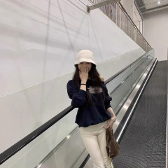 南油高端女装2025早秋And新款斜肩上衣字母印花一字肩露肩卫衣女