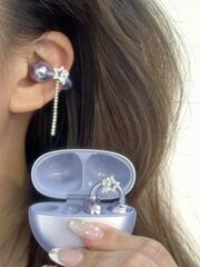 フリーカップルイヤホンに適したフルダイヤモンド中空スタータッセルイヤークリップバックルニッチハイエンドアクセサリー