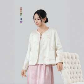 2026春季新款新中式刺绣圆领短外套女 国风人丝缎面提花长袖开衫