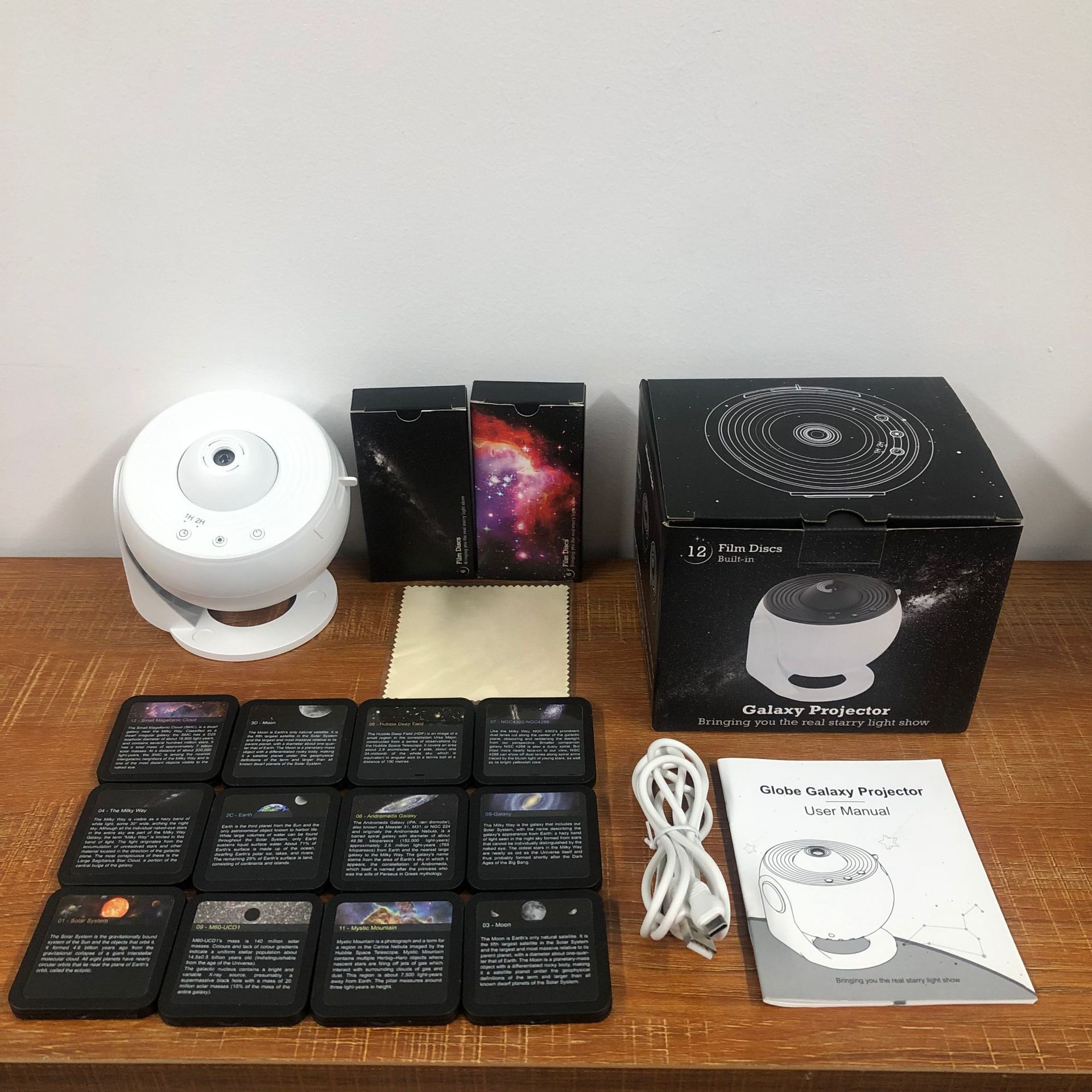 Globos transfronterizos enfocados lámpara de proyección de alta definición enfocada luz de noche 13 lámpara de mesa de atmósfera de estrellas en el cielo