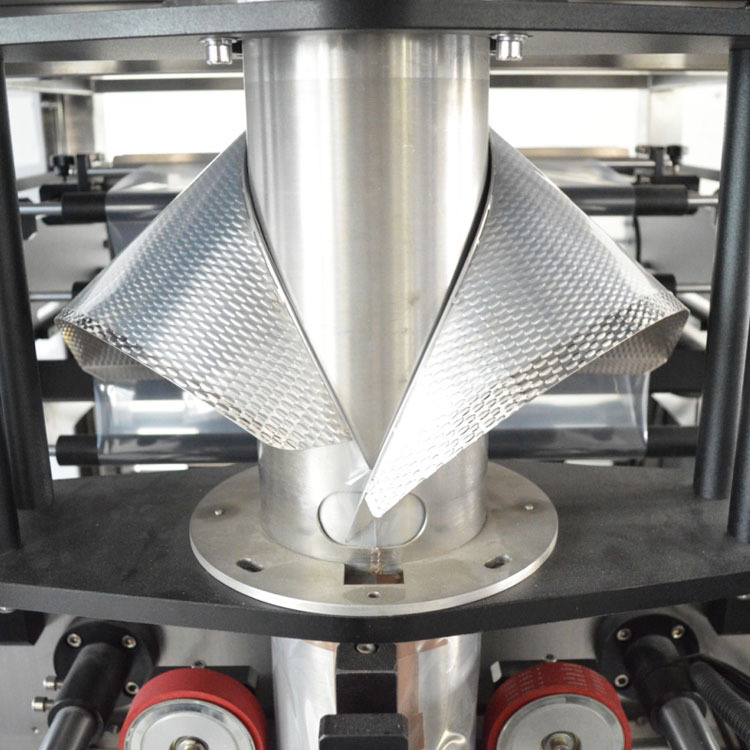 Զ���е ȫ�Զ���װ�ۼ���װ�� ��Ƭ��ĩ�Զ������������豸