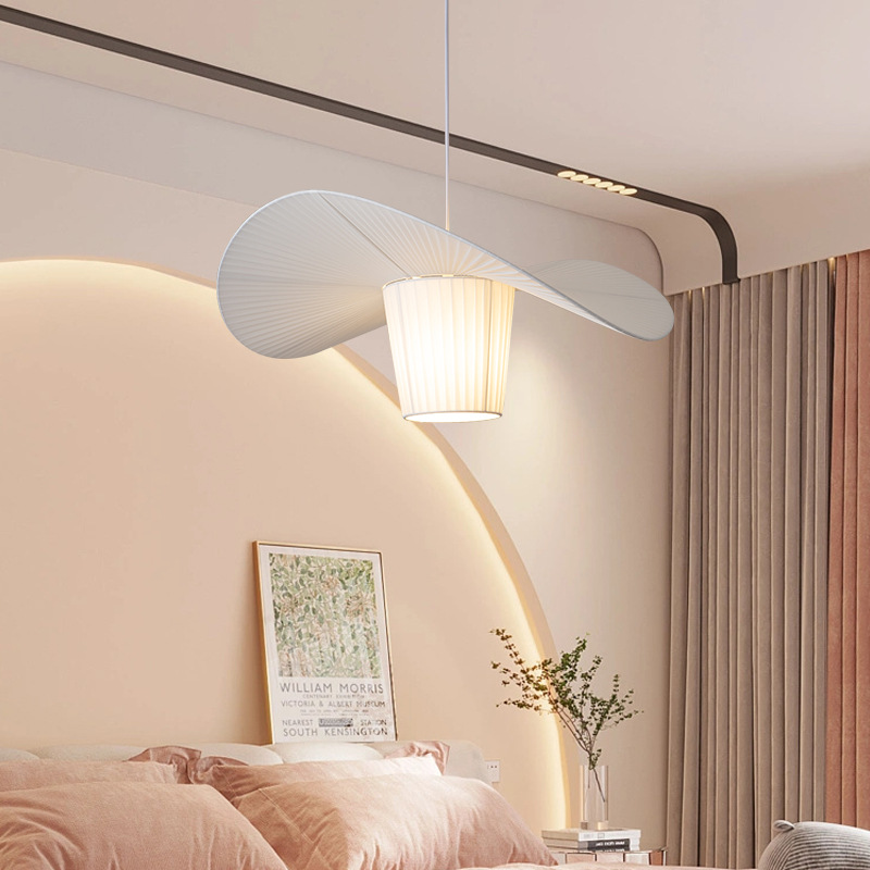 Lámpara de araña de sala de estar nórdica estilo crema moderna lámpara de tela minimalista comedor estilo antiguo francés ins dormitorio lámpara principal