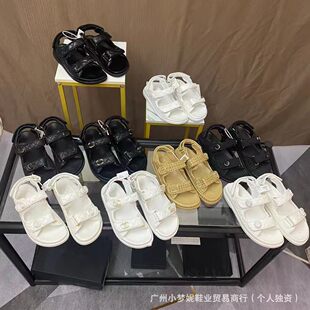 C Letter Metal Buckle Velcro Beach Sandals 2025 Spring and Summer Thick Sole Round Toe Diamond Leather Light Luxury Women's Shoes