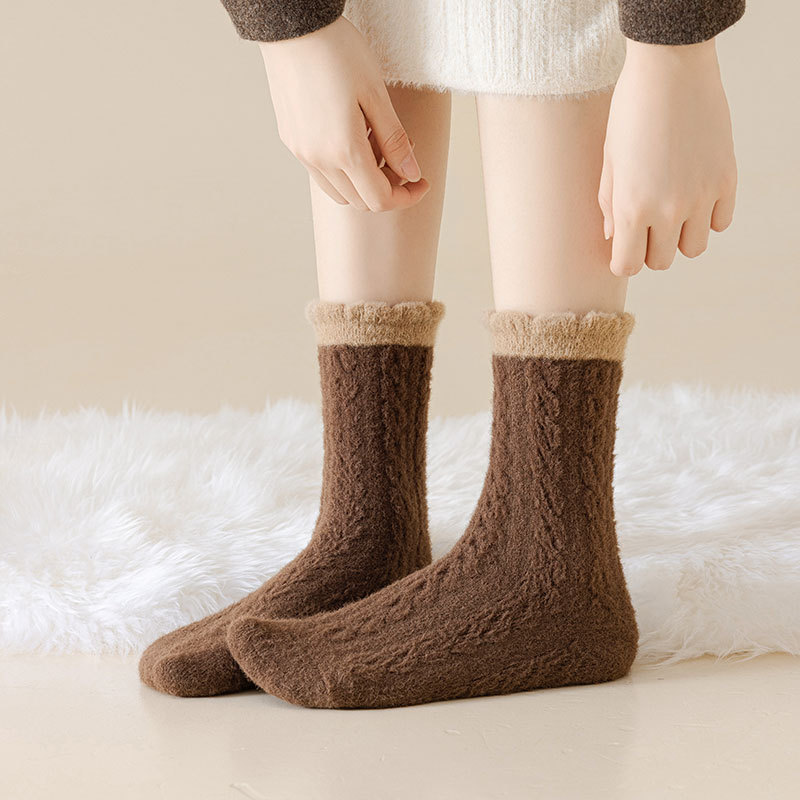 Chaussettes mi-tubes en velours australien, chaussettes épaisses et chaudes pour femmes, chaussettes de sol d'hiver, chaussettes à poils de couleur Maillard, chaussettes chaudes en serviette_voghion.com