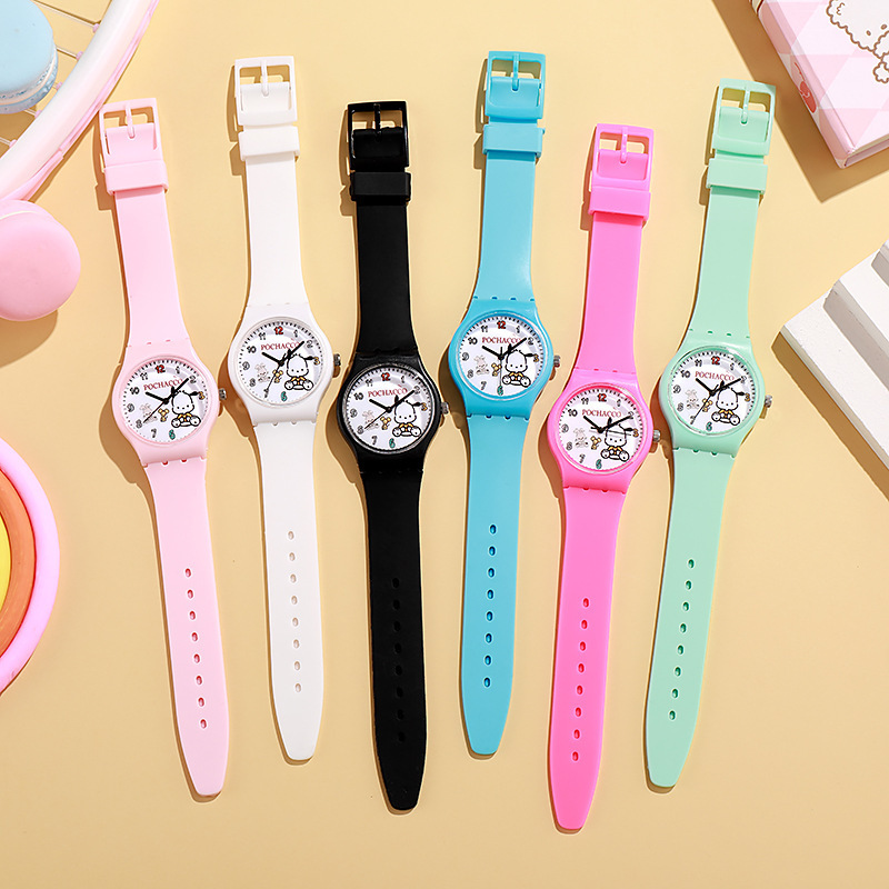 White Pacha dog children's watch wholesale primary and secondary school student watch quartz watch girl Sanrio silicone watch