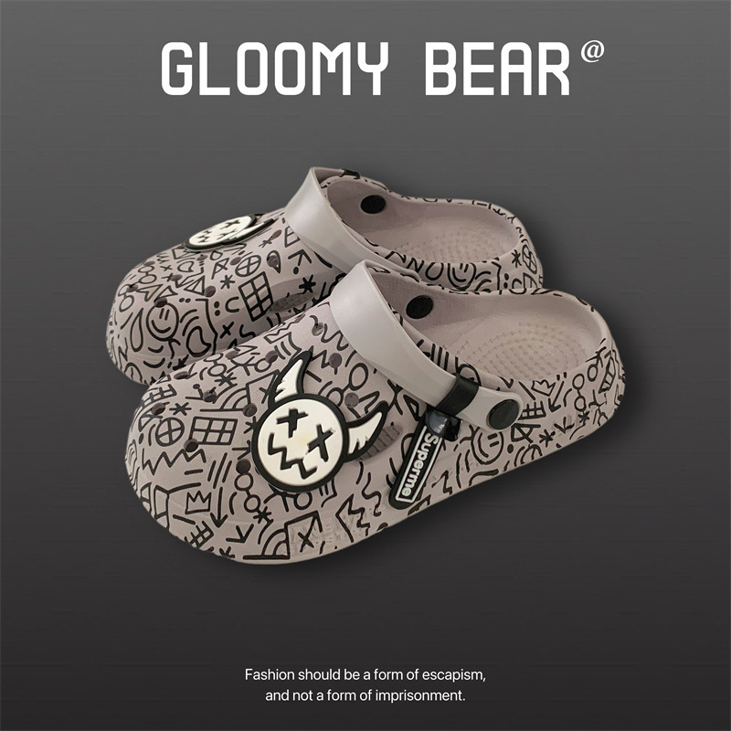 Zapatos con agujeros de camuflaje de coco 2025 nuevas sandalias zapatos de playa para hombres zapatos de viaje casuales sandalias Baotou para hombres