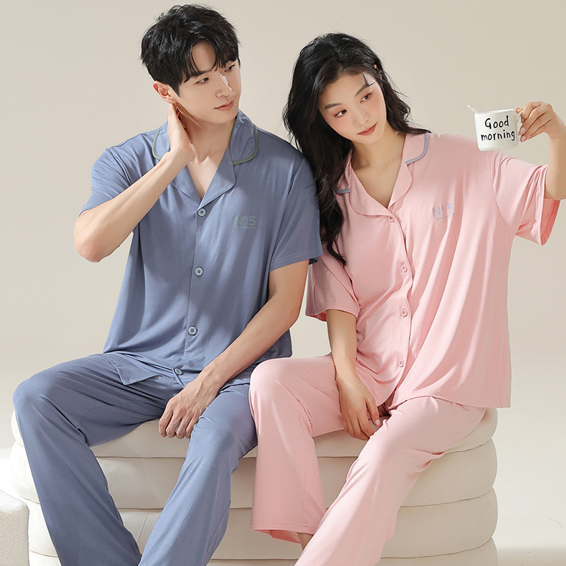 Pajamas de pareja moda para mujeres primavera y verano, pantalones de mangas cortas, ropa delgada para hombres y mujeres, cardigan, set grande