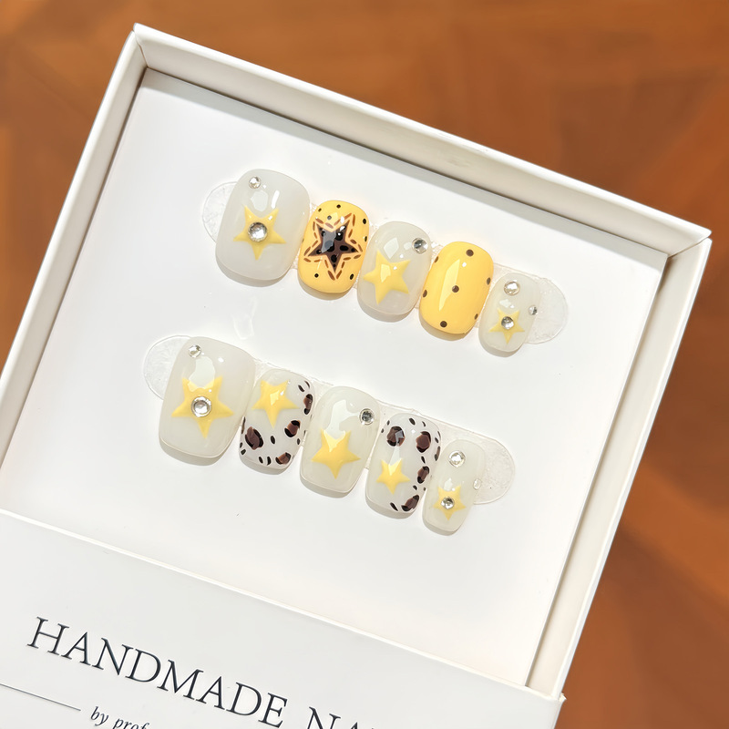 【Leopard Print Custard Nails】Sweet and Cool Custard Star Leopard Print Nails, Niche Y2K Handmade Wearable Nails, Detachable 【Leopard Print Custard Nails】Sweet and Cool Custard Star Leopard Print Nails, Niche Y2K Handmade Wearable Nails, Detachable