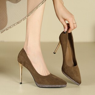 ��ʽ�r�����º�ɫ�ԸК��|���Ь����Y���q��\��ˮ荸߸�ЬŮ