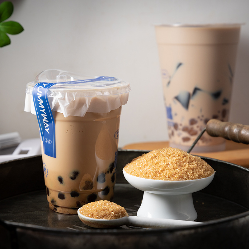 The factory supplies yellow sugar, golden sugar, and "Yi Fang" milk tea shop ingredients for catering, water bars, and chain stores in Taiwan, known as "second sugar."