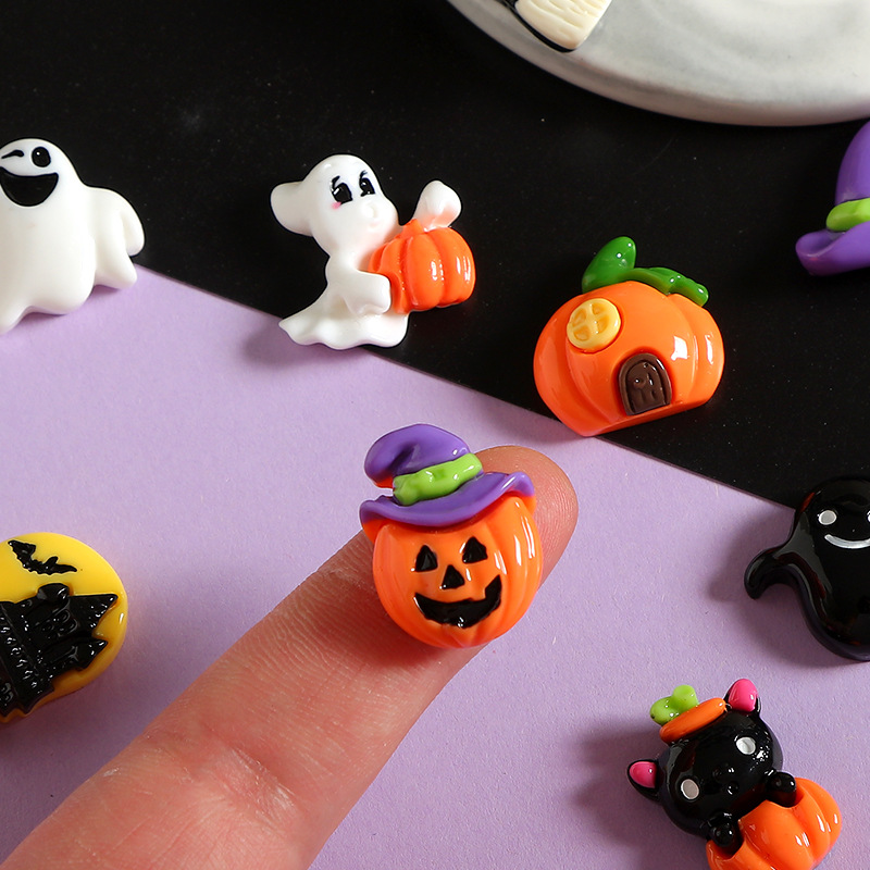 光沢のあるハロウィン樹脂小物アクセサリー diy ウォーターカップ冷蔵庫マグネット携帯電話ケース下駄バックルヘアアクセサリーフェスティバルアクセサリー